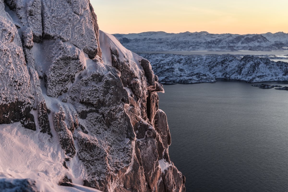 Winter conditions on the Nasaasaaq ridge above Sisimiut
